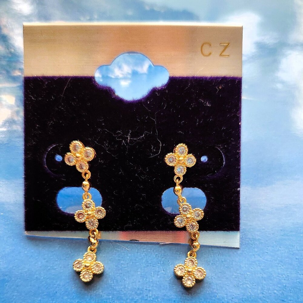 🌸 Floral Gold Plated Dangling Three Flowers CZ Earrings NEW